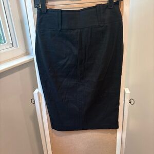 Bebe Women’s Black Pencil Skirt Size 8